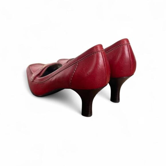 Joan & David Red leather vintage kitten heels - Picture 2 of 3